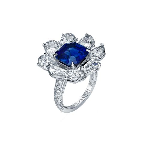Kashmir Sapphire and Diamond Ring - Moussaieff | Moussaieff