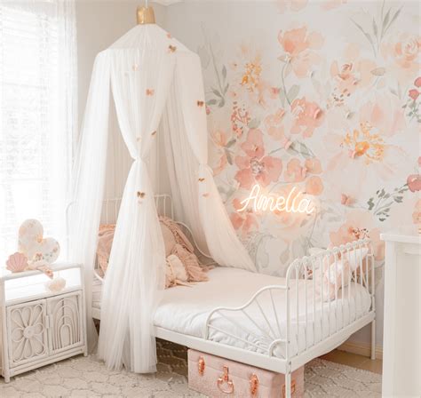 Dreamy pink girl's bedroom: Take a tour of Amelia's big girl room revamp