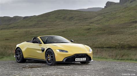 Aston Martin Vantage Roadster | 2021MY (Color: Yellow Tang) | Front ...