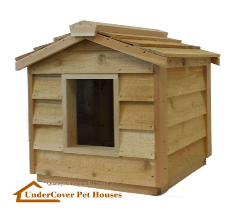 Small Insulated Cedar Cat House - The best cat houses for outdoor cats ...