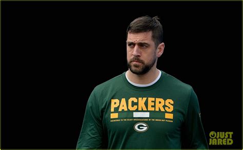 Aaron Rodgers Is 'Upset' About Public's Response to His Vaccine ...