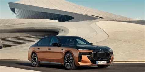 BMW i7 M70 xDrive is the fastest electric BMW - ArenaEV