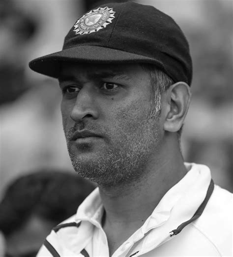 Dhoni farewells test cricket on his own terms