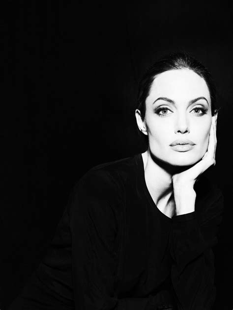 Angelina Jolie, she has perfect bone structure Annie Leibovitz ...