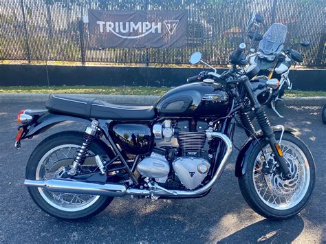 2023 Triumph Bonneville T120 | Tampa Triumph