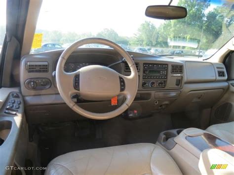 Medium Parchment Interior 2001 Ford Excursion Limited 4x4 Photo #69399919 | GTCarLot.com