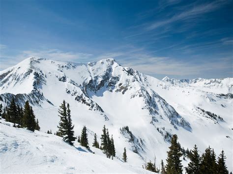 How to Ski Six of Utah's Best Mountains in One Day - Condé Nast Traveler