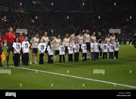 Mascots stand with the benfica team hi-res stock photography and images ...