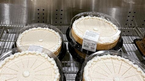 It’s Official: Pumpkin Cheesecake Is Back At Costco – The Daily Meal – racetobeusa.com