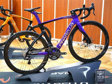 Pinarello Dogma F Electro Violet 46.5/ Electro Orange 54, Sports Equipment, Bicycles & Parts ...