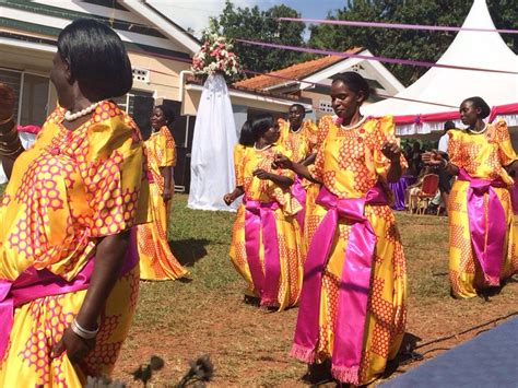 Day 3 Uganda: The Wedding (and the Outfit) - Pretty Connected