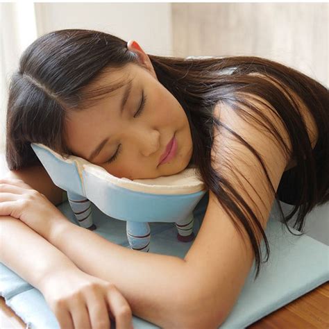 A Desktop Pillow For Taking Naps at the Office