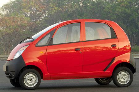 Tata Nano to Launch Deluxe by 2012 | NationalTurk