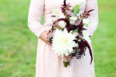 Delicious Gold & Maroon Autumn Barn Wedding Inspiration