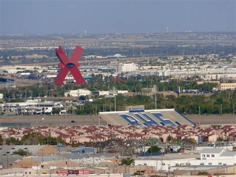 The U.S. - Mexican Border: Ciudad Juárez • La Equis | Marta V ...