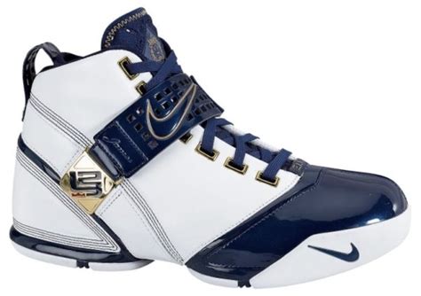 Lebron James Shoes - Name Of Sport