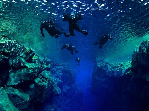 Silfra Snorkeling Day Tour - DIVE.IS - Snorkelling Iceland