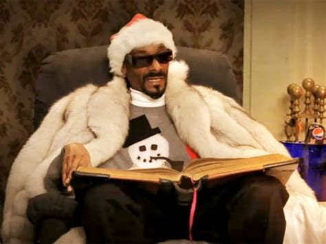 Snoop Dogg House: New Details of His Longtime LA Estate + Photos!