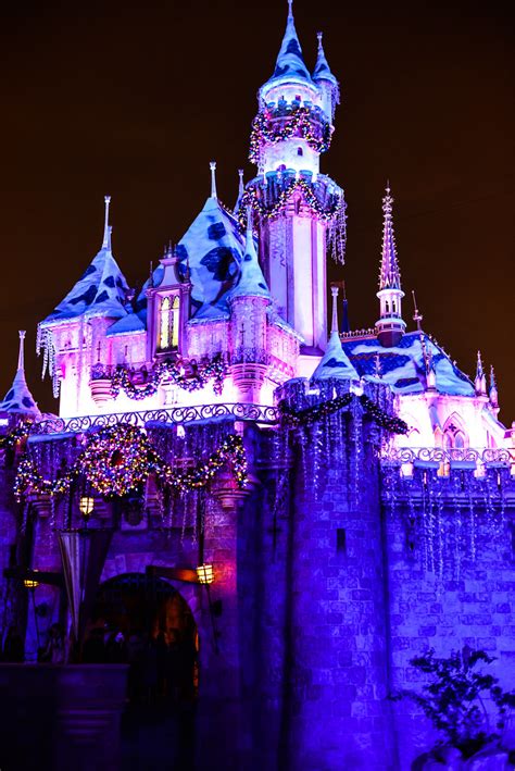 Disneyland Resort - Holiday 2012 Christmas Special | Flickr