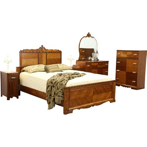 Art Deco 1935 Vintage 5 pc. Queen Size Bedroom Set, Bed, 2 Chests, from harpgallery on Rub ...