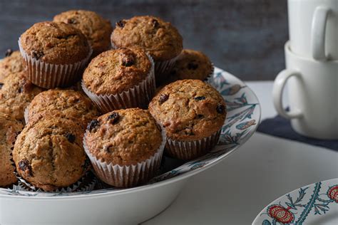 These Raisin Bran Muffins Are Healthy and Delicious | Recipe in 2020 | Bran muffins, Raisin bran ...