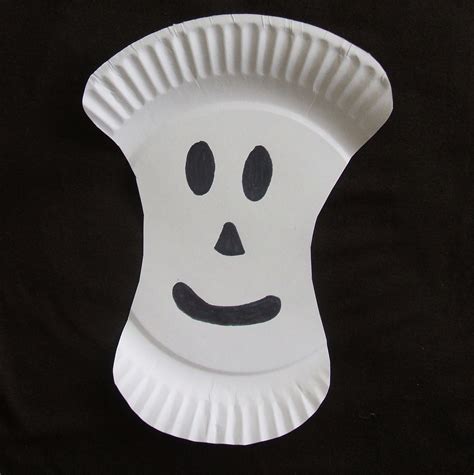 Paper Plate Skeleton - Peek-a-Boo Pages - Patterns, Fabric & More!