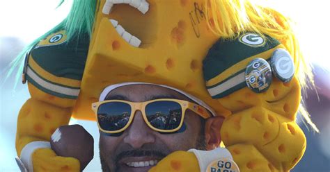 Calling all cheeseheads: Packers Project wants your stories