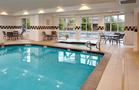 Hilton Garden Inn Portland/Lake Oswego (Lake Oswego, OR) - Resort Reviews - ResortsandLodges.com