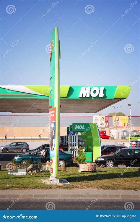 MOL Romania editorial photography. Image of petroleum - 85262192