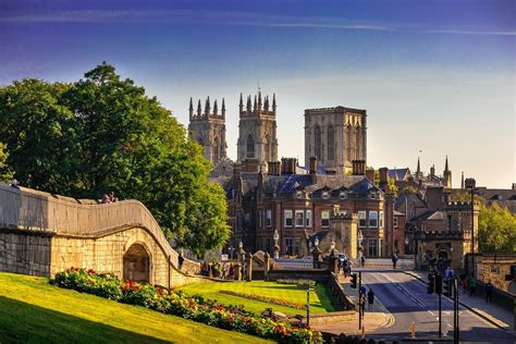 The 19 Best Cities to Visit in the UK - Explore With Wonder