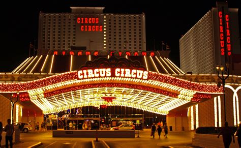 2 Nights at the Circus Circus Hotel and Casino | Travel Chirp