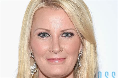 Food Network Star Sandra Lee To Undergo Surgery After Double Mastectomy Complications