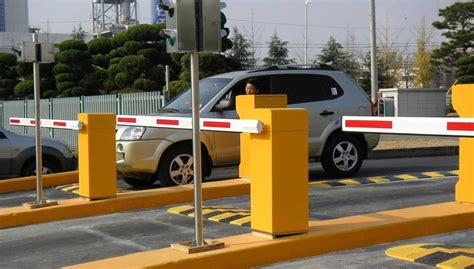 Arm Gate Barriers: 5 Reasons Your Facility Needs Them | Acix Middle East