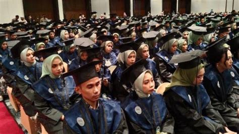 Pagi ini, Universitas Bosowa Wisuda 797 Alumni - Tribun-timur.com