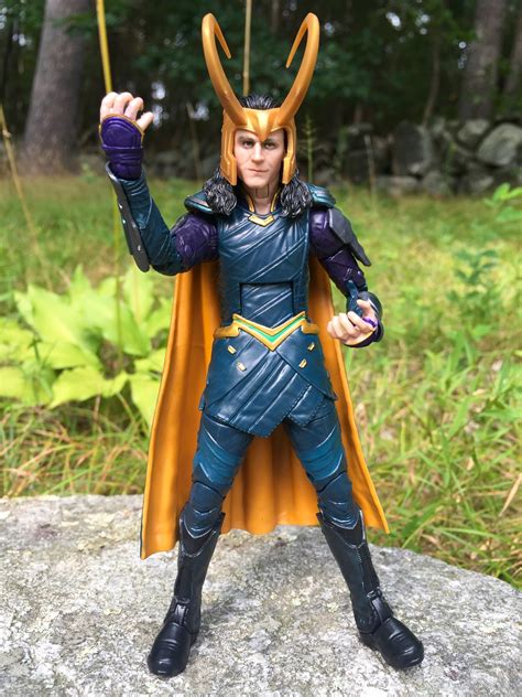 Thor Ragnarok Marvel Legends Loki 6" Figure Review & Photos - Marvel Toy News