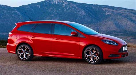 Irish Car+Travel Magazine: Road Test: Ford Focus Wagon