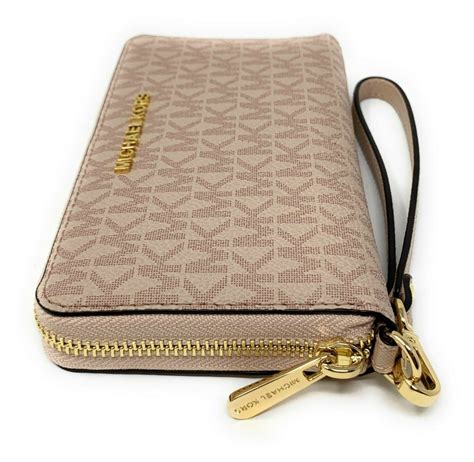 Michael Kors Women’s Jet Set Travel Large Trifold Wallet ...