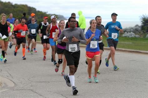 Milwaukee Lakefront Marathon | Milwaukee lakefront, Lakefront, Milwaukee