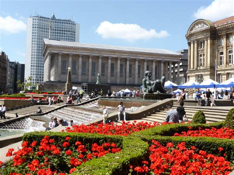 Victoria Square Birmingham | Bronze Statue of the River by D… | Flickr