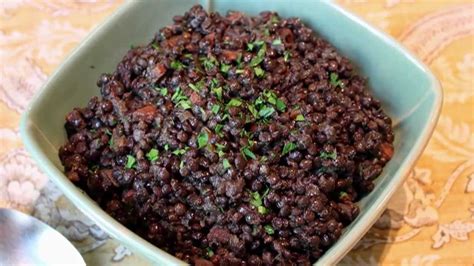 Braised Black Lentils Recipe – How to Cook Beluga Lentils ctm magazine ...