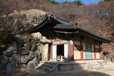 Seokguram Grotto | Travel Story and Pictures from South Korea