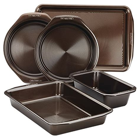 The Best Non Stick Bakeware Set | May 2021