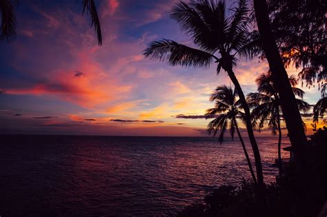 Kauai sunset #kauai #beachsunset #ocean #travel | Beach sunset, Sunset ...