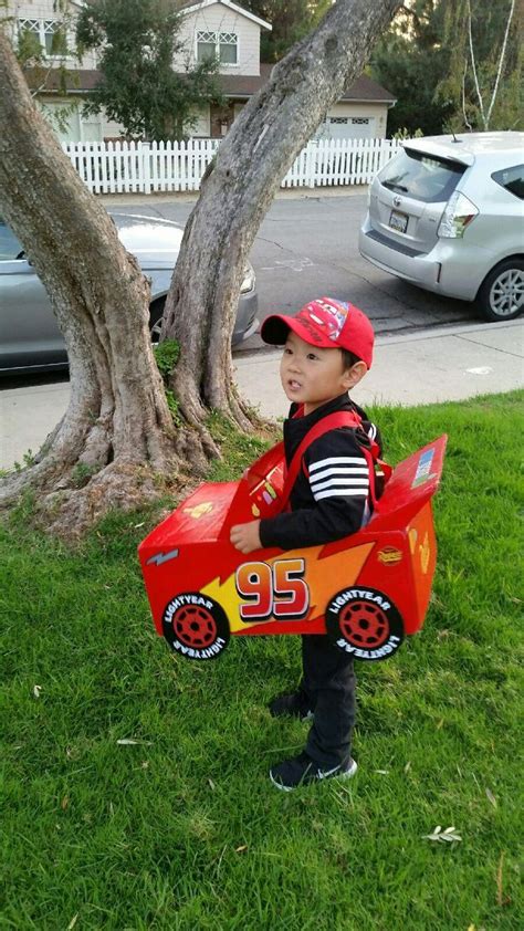 Homemade Lightning McQueen Halloween costume. Made from recycled amazon prime box | Cars ...