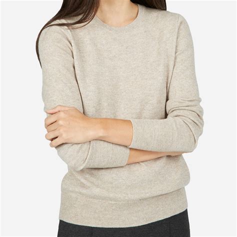 Everlane Cashmere Crewneck Sweater - Meghan Maven