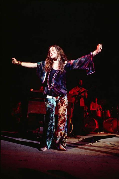 Janis Joplin embodied psychedelic in an entirely tie-dyed outfit. Photo ...