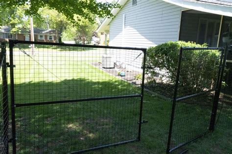 Dog Fence Dual Driveway Gate Sleeved