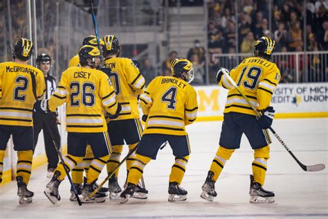 Michigan hockey freshmen show future of Florida hockey in Frozen Four