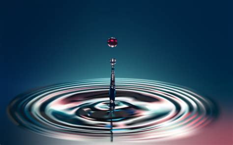 Artistic Water Drop HD Wallpaper