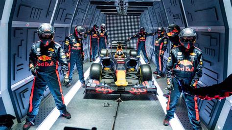 Red Bull completes first F1 pitstop in zero gravity